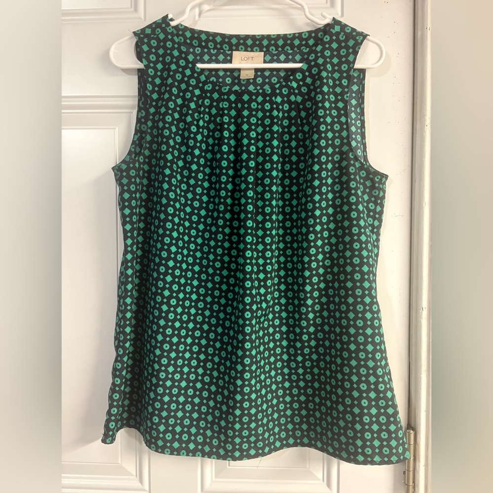 LOFT Green & Navy Blue Patterned Blouse✨